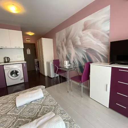 Admiral Plaza Premium Apartman *