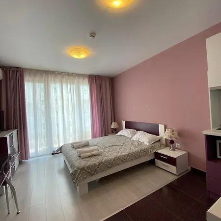 Apartmán Admiral Plaza Premium Sluneční pobřeží