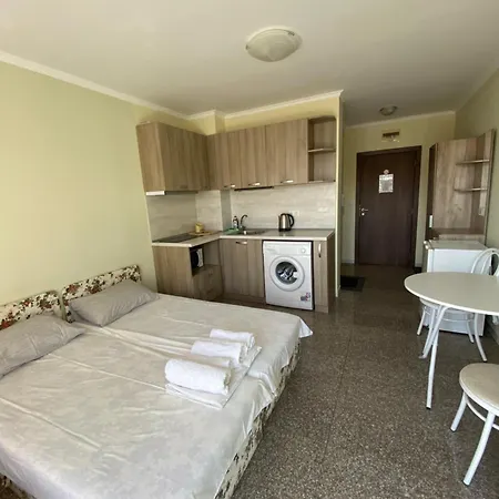 Admiral Plaza Premium Apartmán Sluneční pobřeží
