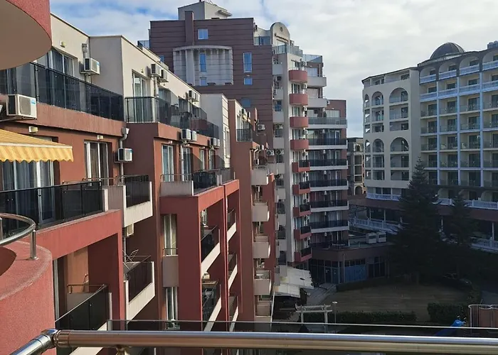 Admiral Plaza Sunny * Slantchev Briag